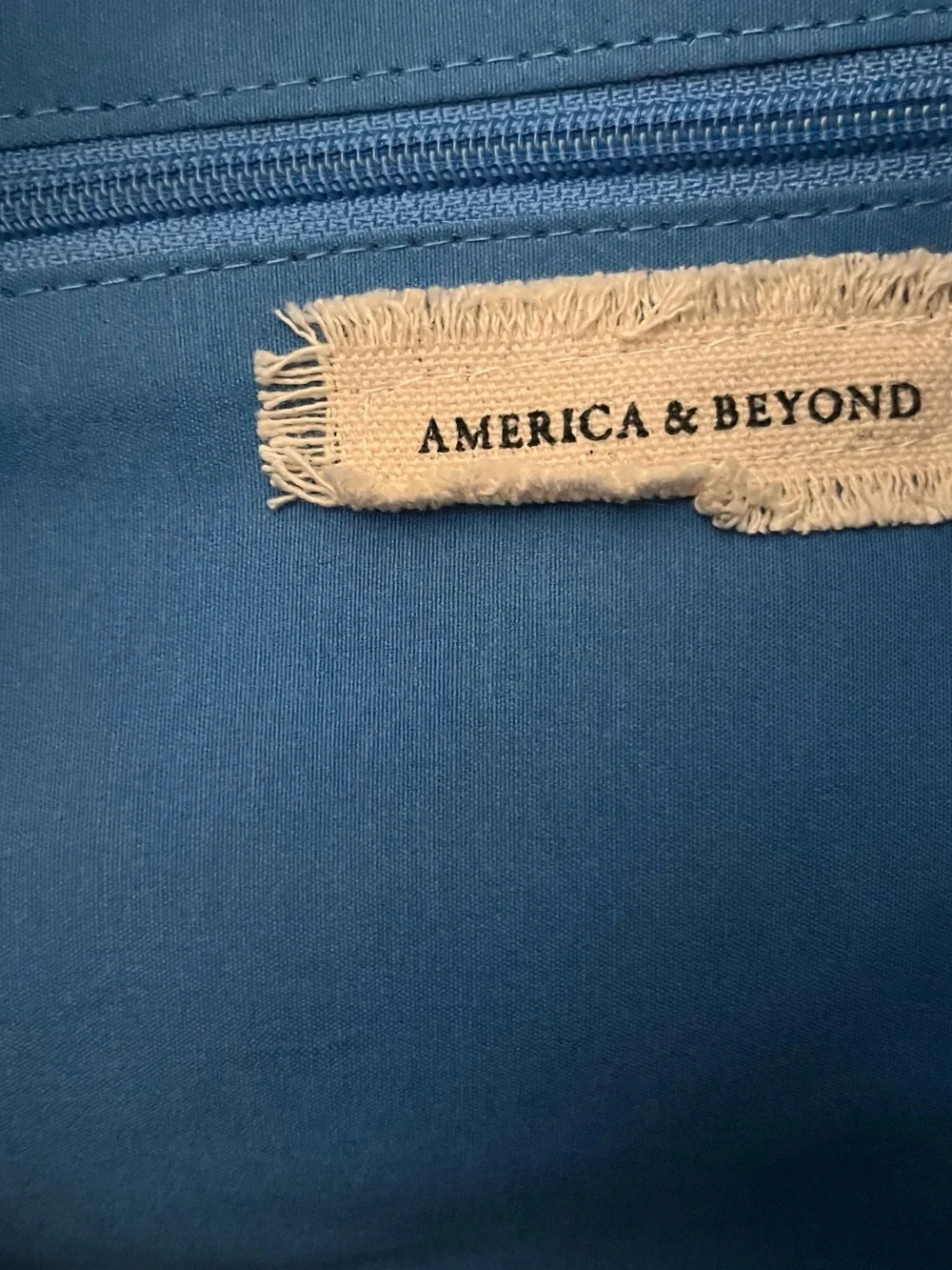 America & Beyond Tote With Bag Strap and Pouch oriental Blue